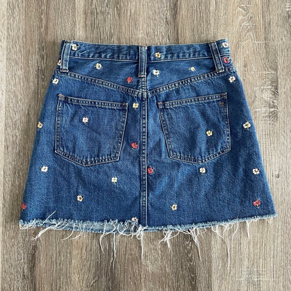 Madewell Rigid Denim A-Line Mini Skirt Floral Embroidered - Size: 27 - Picture 4 of 8
